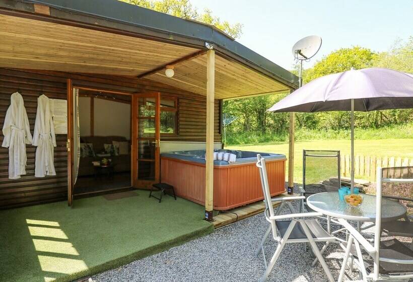 Brook Lodge