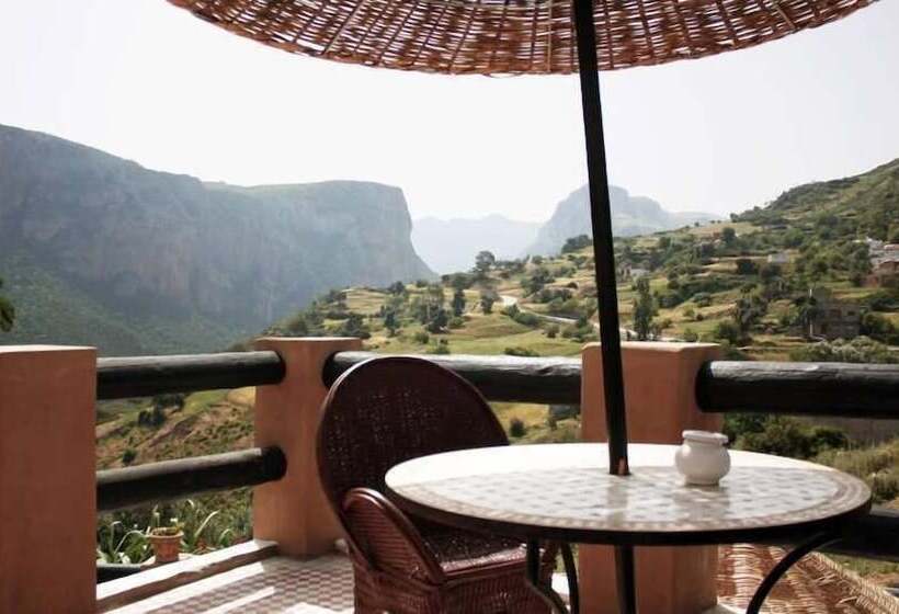 Gite Café Rueda   Hostel