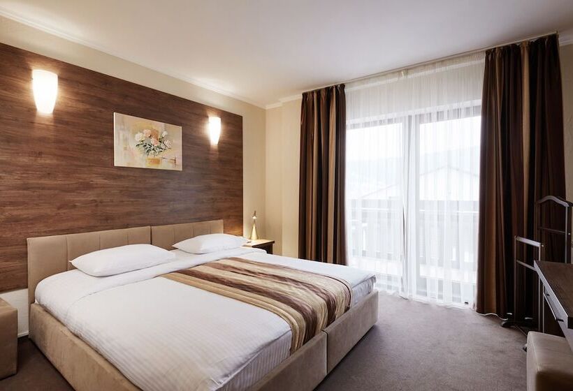فندق Graal Resort