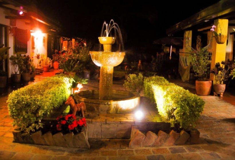 هتل Hospederia Colonial De La Villa