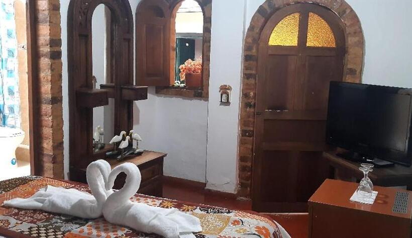 هتل Hospederia Colonial De La Villa