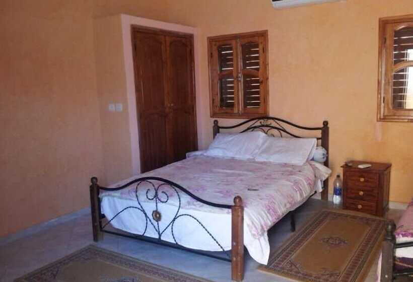 هتل Hôtel El Fayja