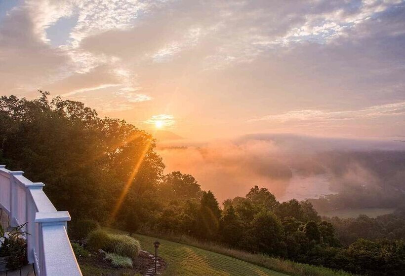 酒店 Inn At Riverbend