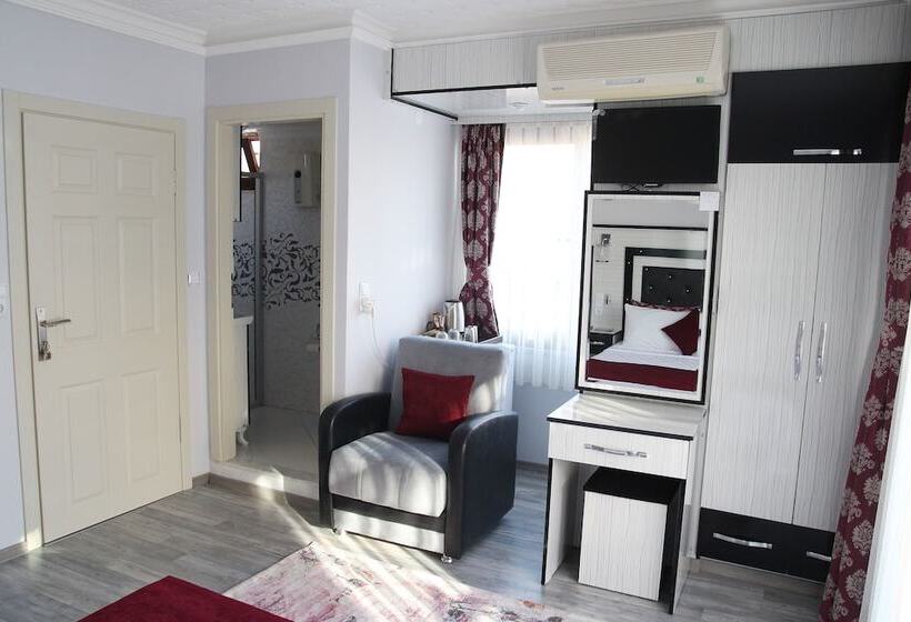 ホテル Kural Pansiyon