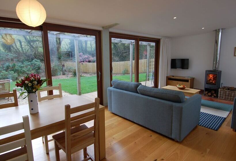Orchard Retreat