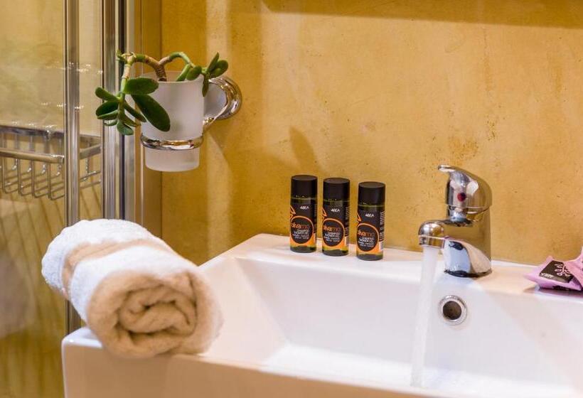 پانسیون Hamam Suites Portou