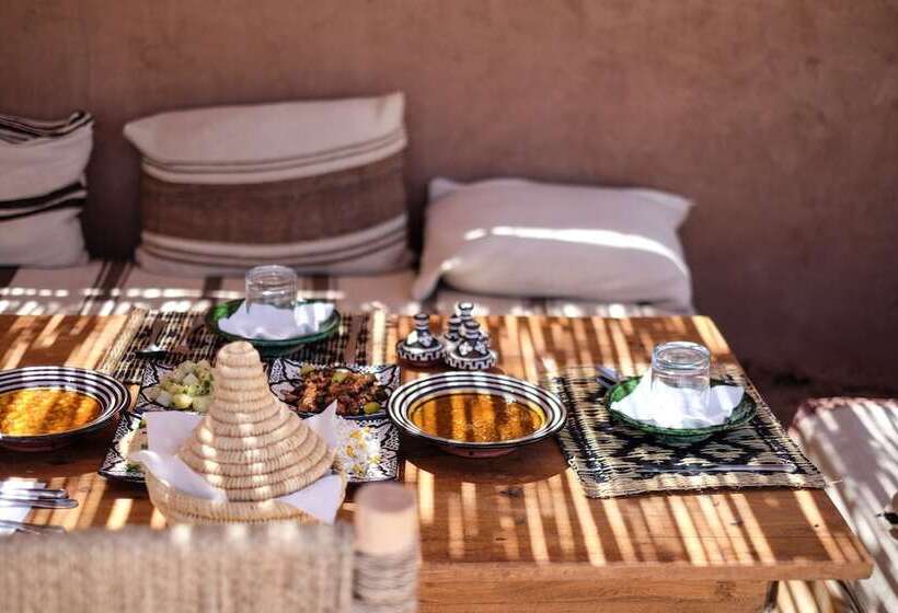 پانسیون Kasbah Ait Isfoul