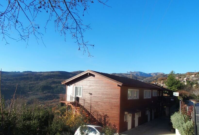 پانسیون Ktima Noosfera Wellness & Retreat Center