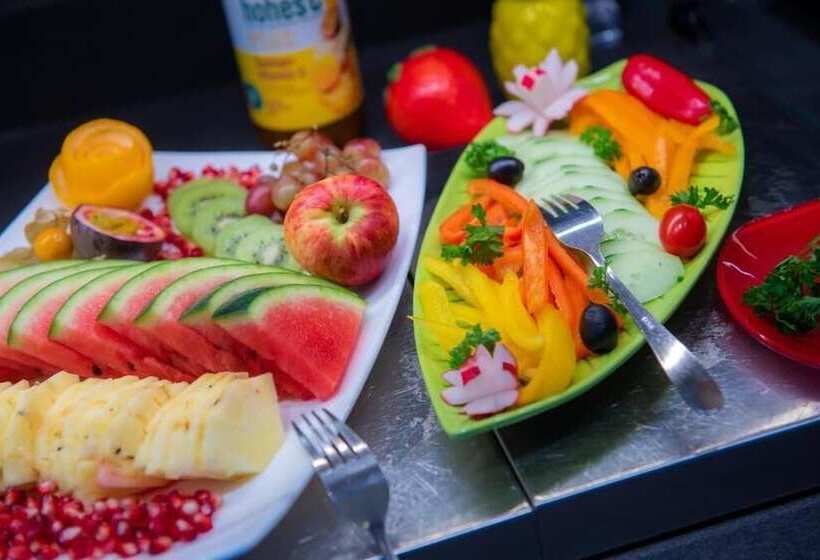 فندق Avisa