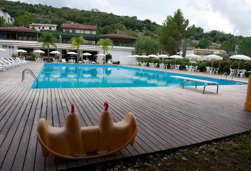 Отель Elena Residence