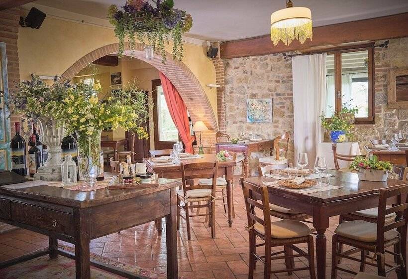 ホテル Il Poggio Agriturismo & Resort