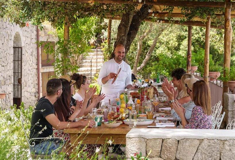 منتجع Botania Relais & Spa   The Leading Hotels Of The World