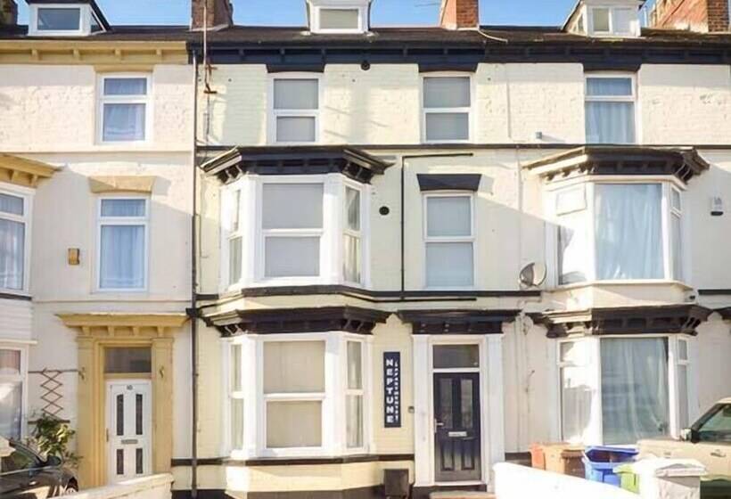 Flat 2