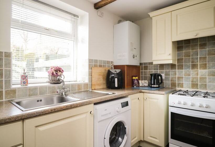Mousehole Cottage