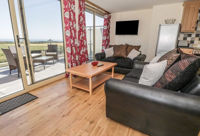 Newton View