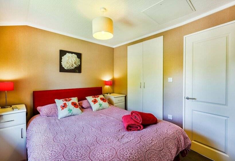 Poppy Lodge
