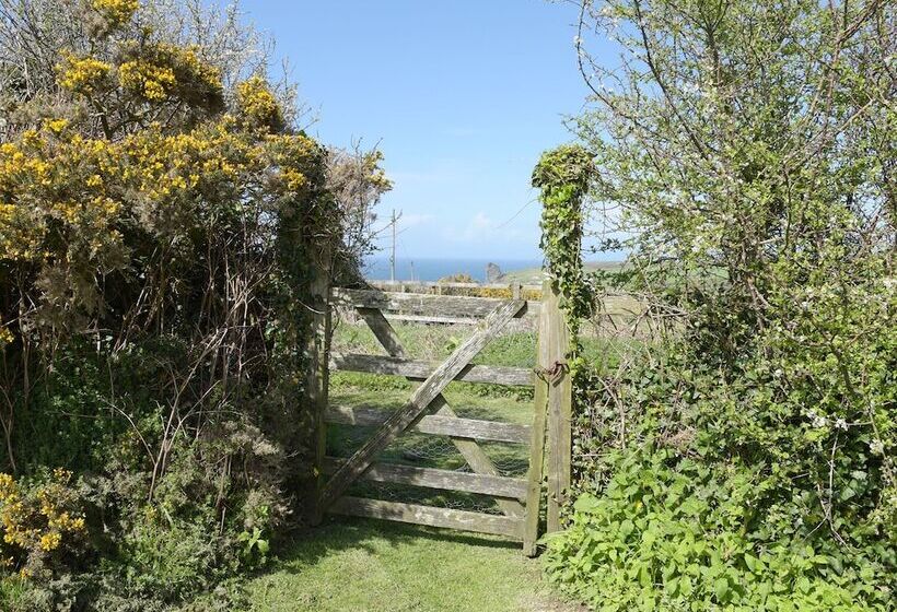 Threshings Cottage