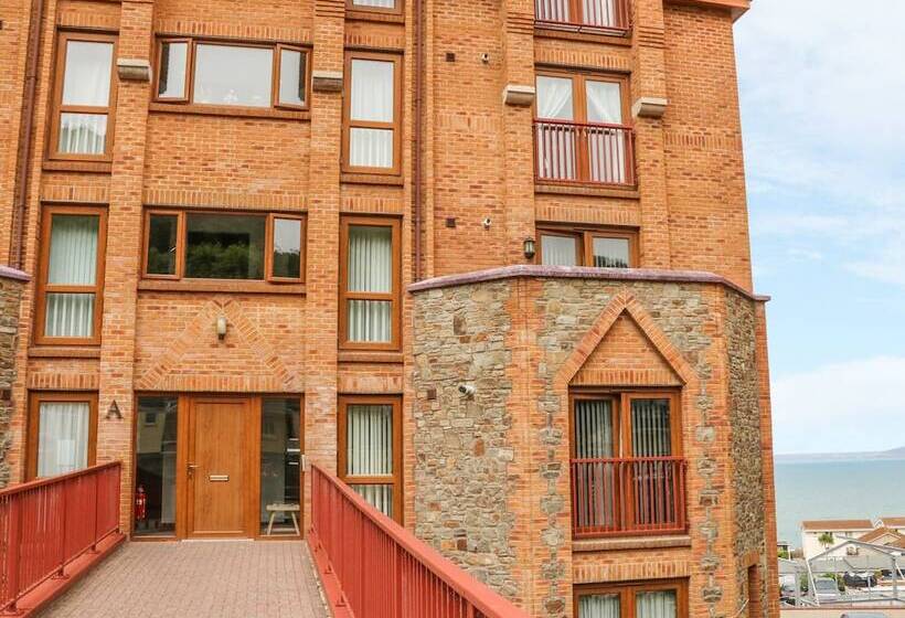 37 Ocean Park