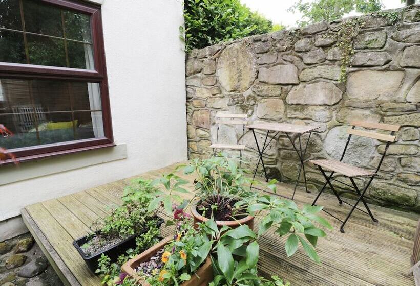 4 Wheatsheaf Yard