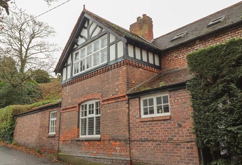 Beechlands Cottage