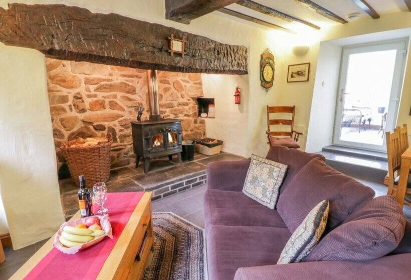 Dafarn Newydd