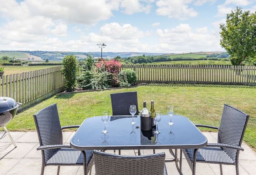 Elworthy View