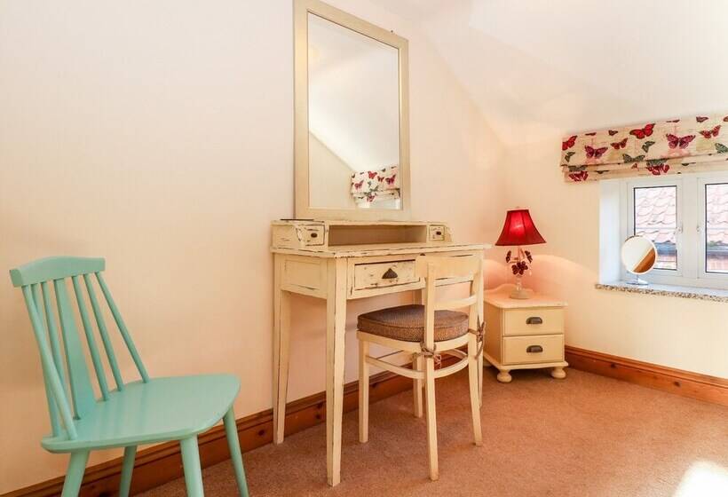 Kath's Cottage
