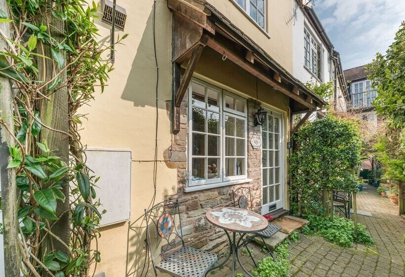 Old Town Cottage