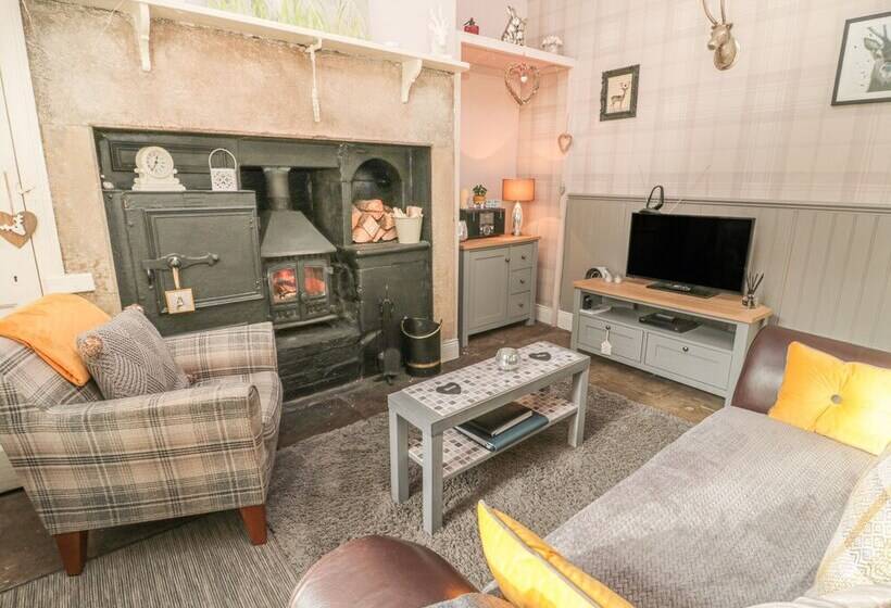 West Wing Cottage