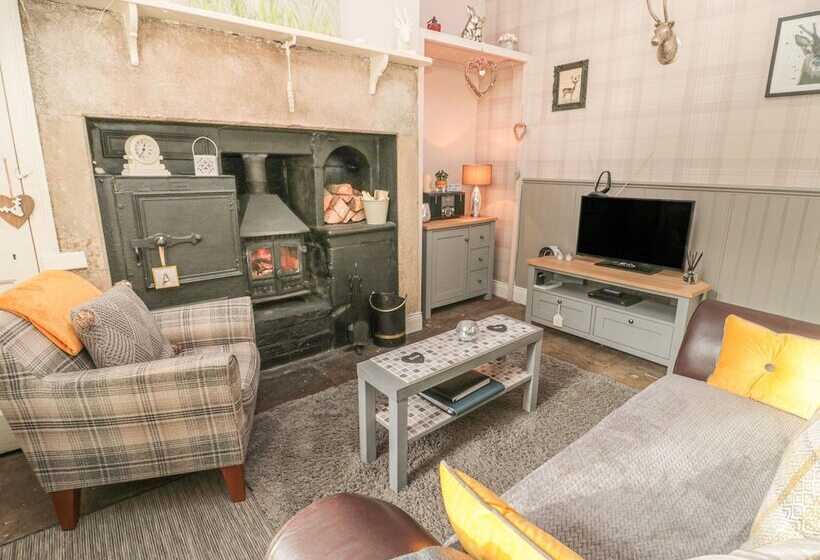 West Wing Cottage