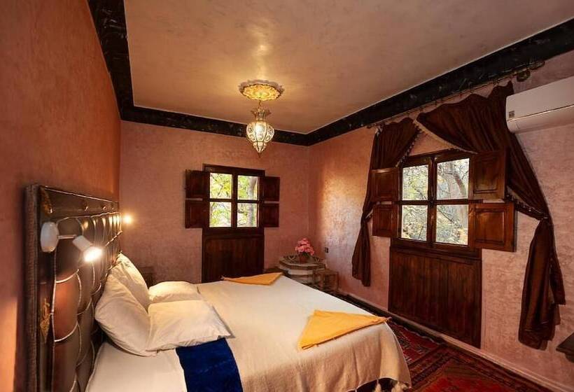 تختخواب و صبحانه Dar Adrar