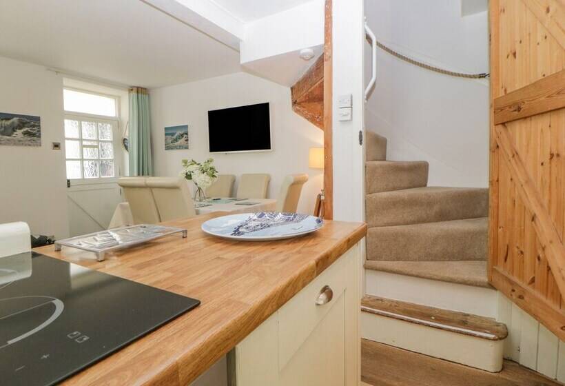 Curlews Cottage