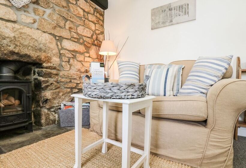 Driftwood Cottage