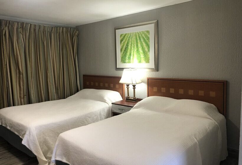 فندق Bay Breeze Inn Bradenton Downtown