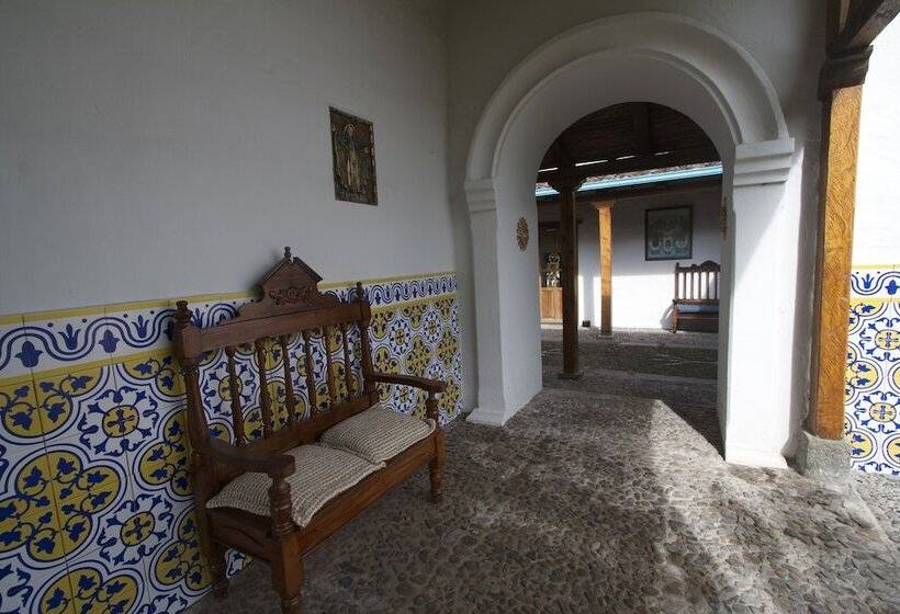 בית מלון כפרי Las Palmeras Inn