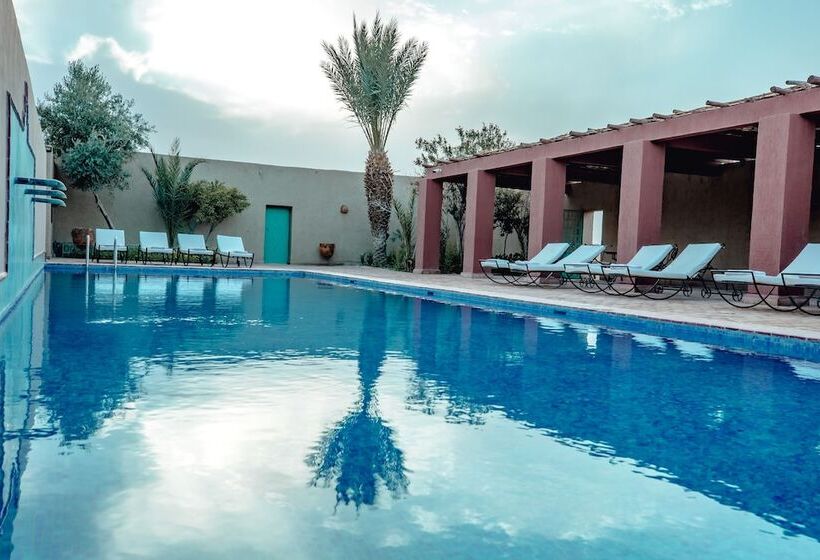 پانسیون Dar El Janoub