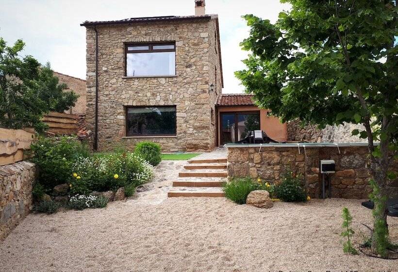 بنسيون La Pedraza Casa Rural