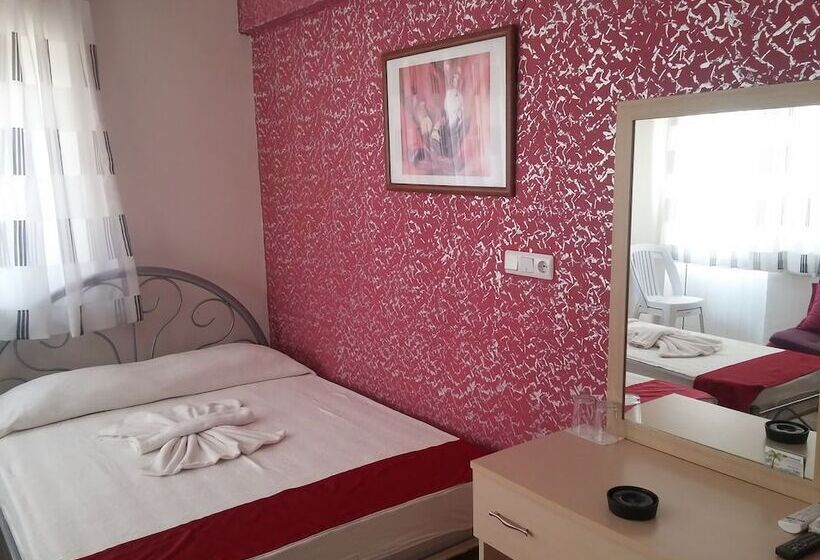Uc Mevsim Otel