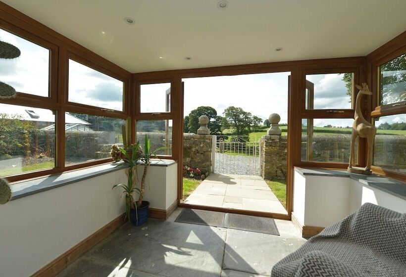 Haye Barton Farm