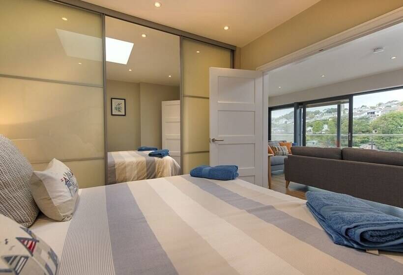 Junket Studio