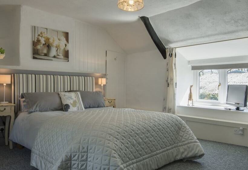 Little Week Cottage