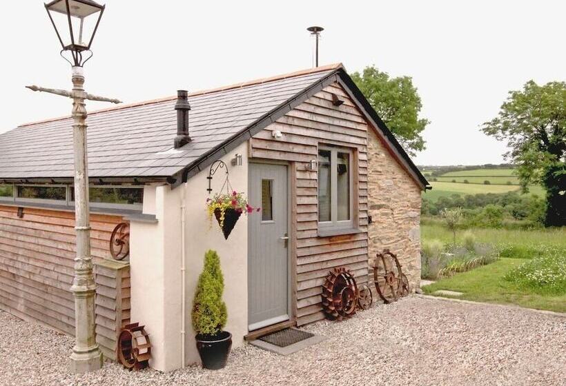 Mugwell Barn