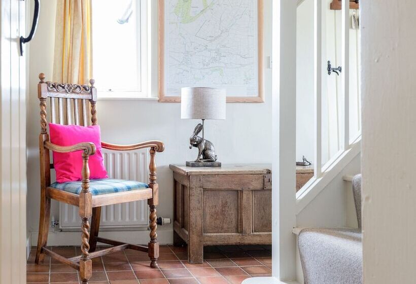 Stag Cottage