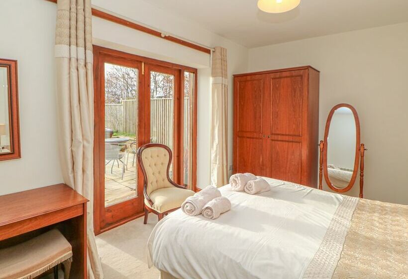 Swallow Cottage