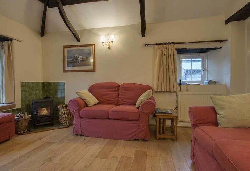 Tumrose Cottage