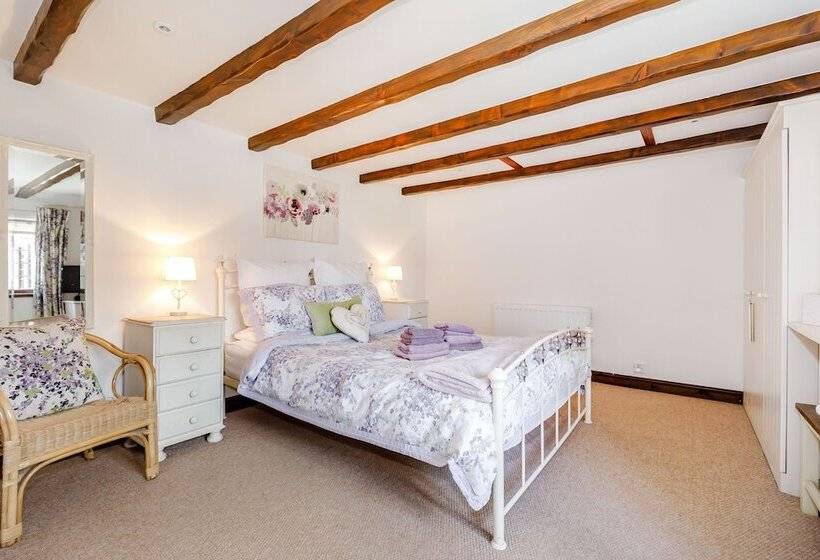 Willow Cottage