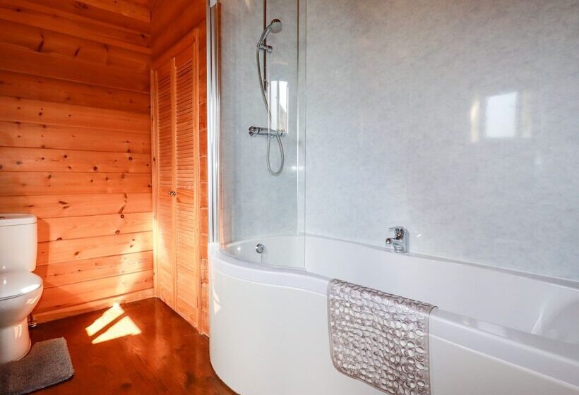 Willow Lodge