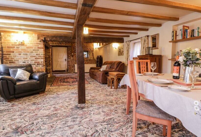 Brew Cottage