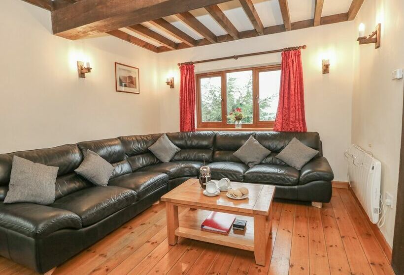 Hazel Lodge