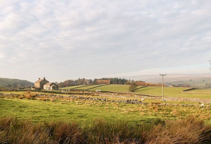 Monksmoor House
